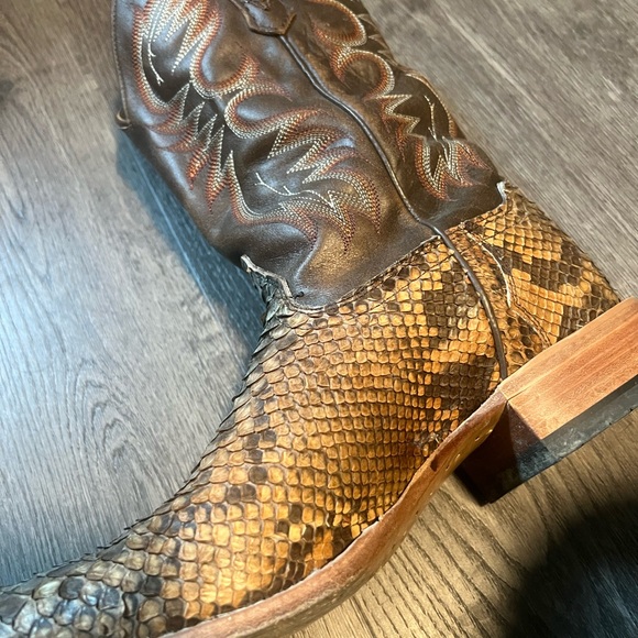 CODY JAMES MEN'S PYTHON EXOTIC WESTERN COWBOY BOOTS STYLE ASR21-21 SZ 11D - Picture 3 of 11